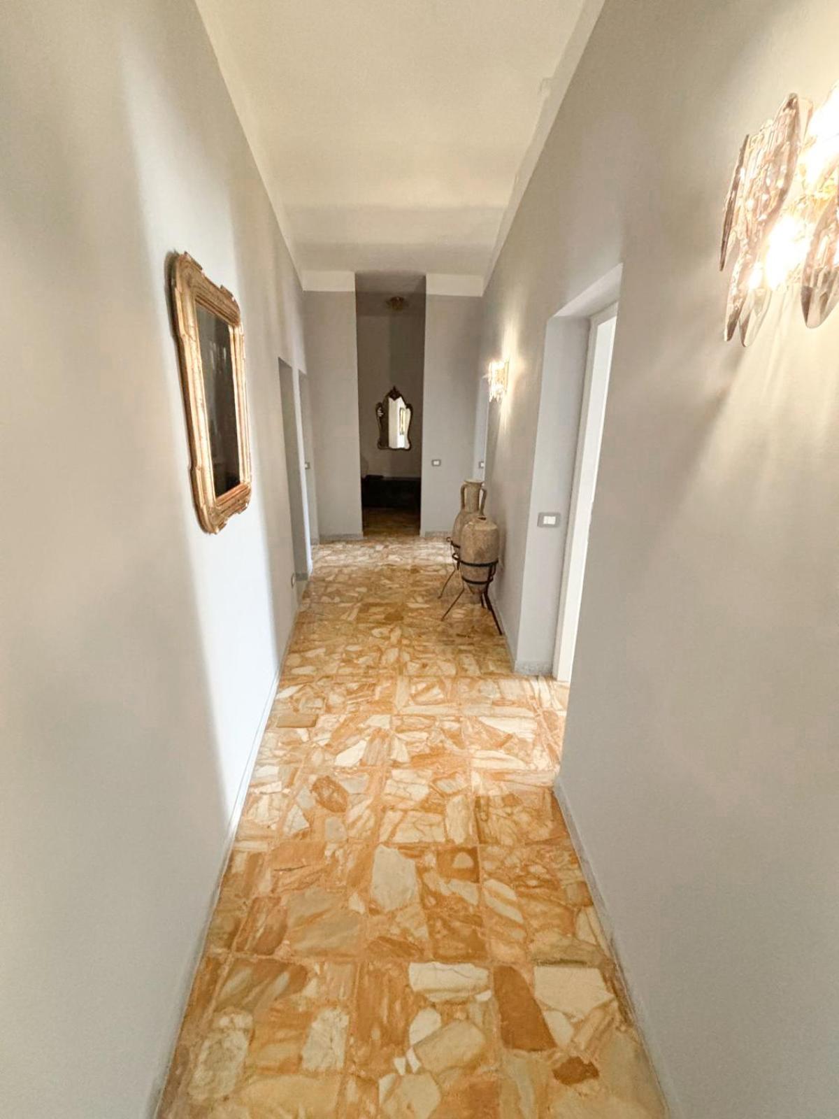 Attico Mugnai - Stylish Penthhouse In Apartment Rom